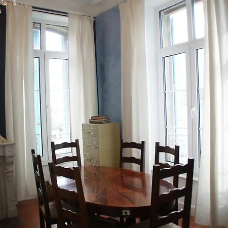 Le Charme A La Francaise - 4 Pers Apartment